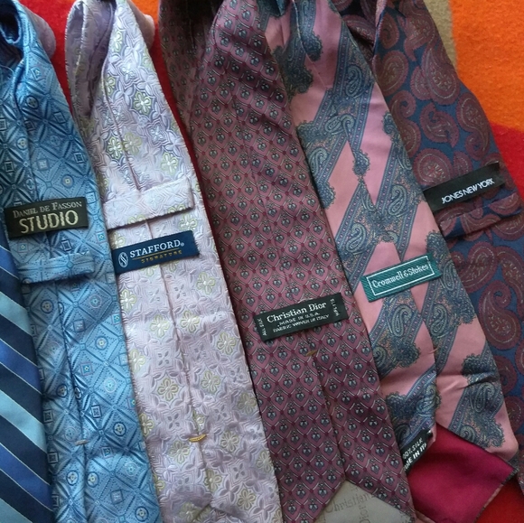 Bundle of 9 Silk Ties - Picture 5 of 8